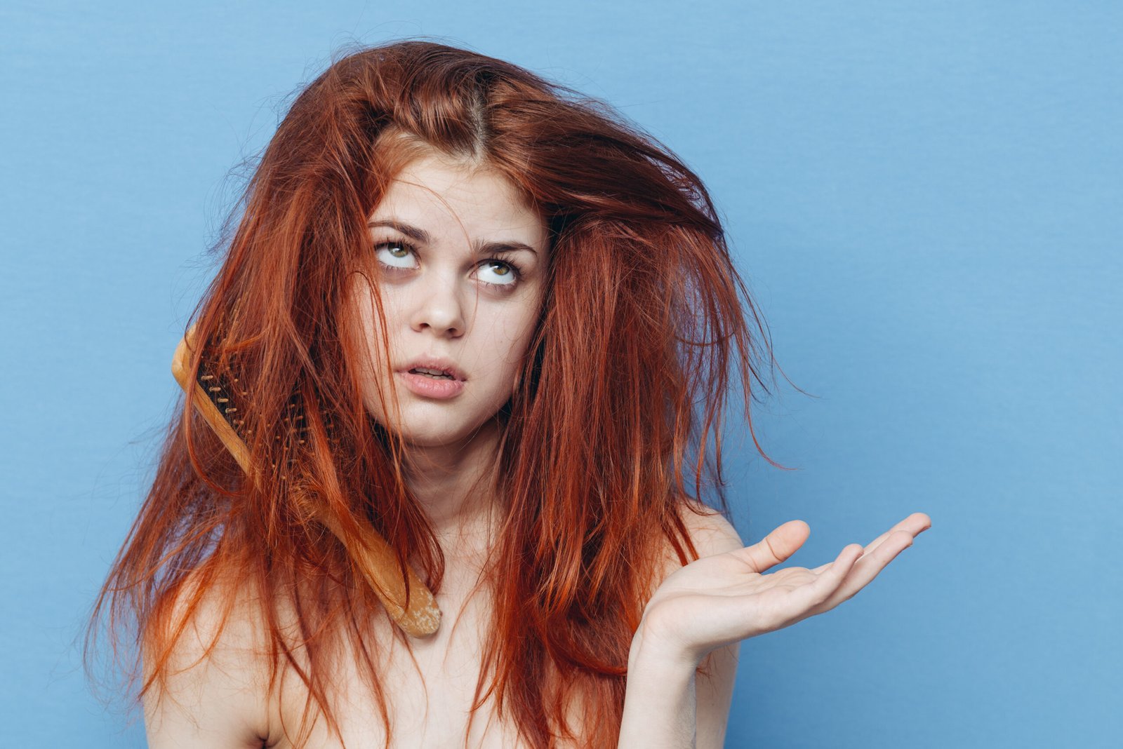 Cheveux abîmés par coloration : comment réparer et protéger durablement sa chevelure 2026